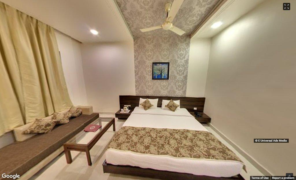 Rk Regency Hotell Bhopal Exteriör bild